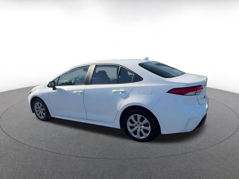 Used 2025 Toyota Corolla LE image 10