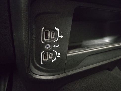 Certified 2024 RAM 2500 Big Horn w/ Night Edition image 32