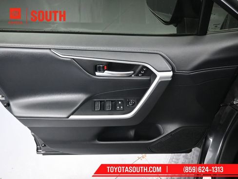 Used 2023 Toyota RAV4 Limited image 25
