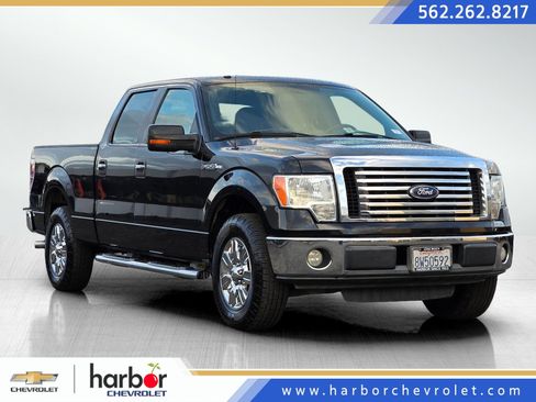 Used 2010 Ford F150 XLT image 1