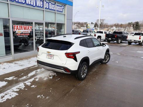 New 2026 Chevrolet Trax LT image 38