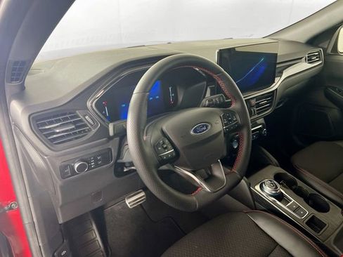Used 2024 Ford Escape ST-Line w/ Tech Pack #1 AWD/4WD image 10