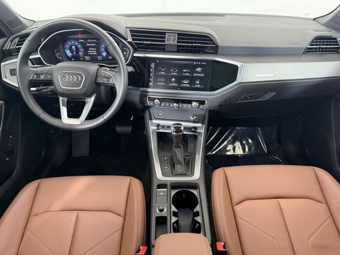 Certified 2025 Audi Q3 2.0T Premium w/ Convenience Package image 16
