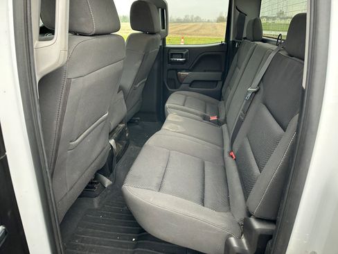 Used 2019 GMC Sierra 1500 SLE w/ SLE Value Package image 21