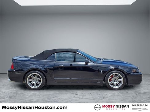 Used 2003 Ford Mustang Cobra RWD image 8
