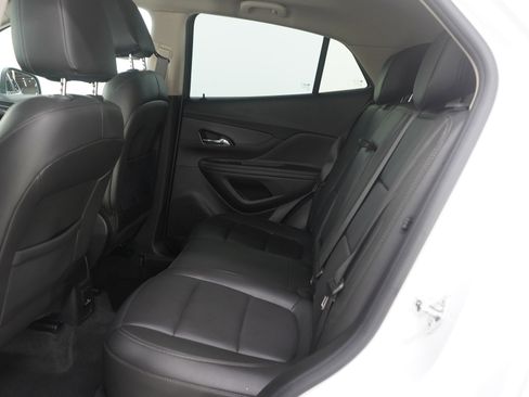 Used 2019 Buick Encore Essence image 14