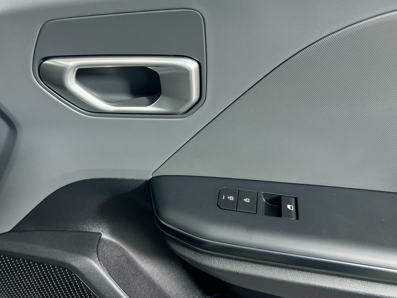 New 2026 Kia K4 FWD image 33