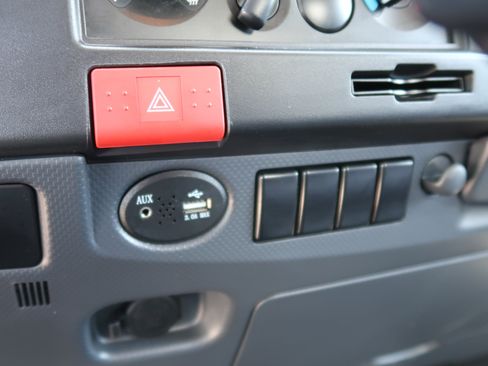 Used 2025 Chevrolet Low Cab Forward RWD image 29