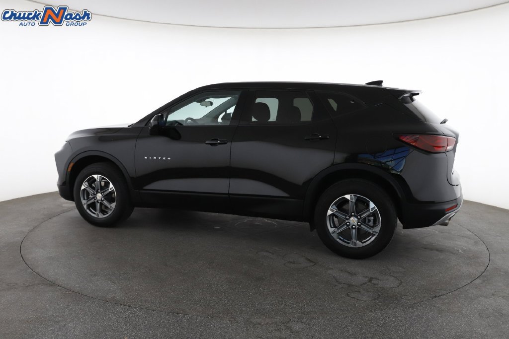 Used 2026 Chevrolet Blazer LT FWD image 7