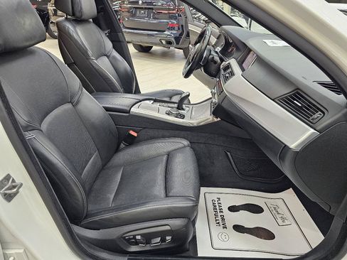 Used 2016 BMW 535i Sedan RWD image 21