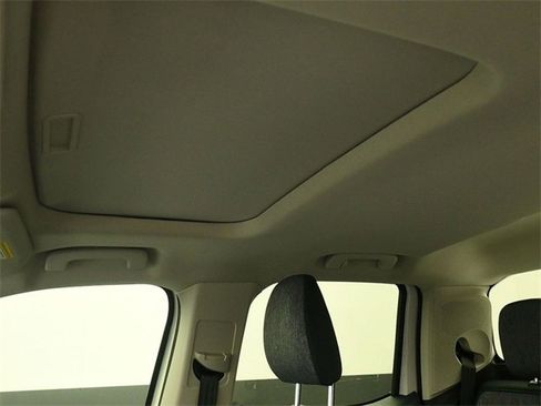 New 2025 Ford Maverick XLT image 22