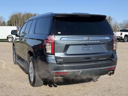Used 2021 Chevrolet Suburban Premier w/ Premium Package image 6
