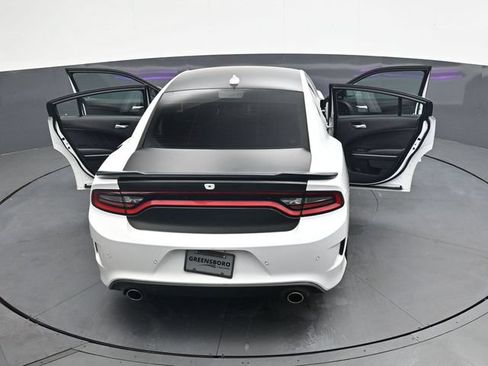 Used 2019 Dodge Charger Scat Pack w/ Plus Group RWD image 41