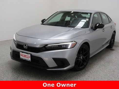 Used 2024 Honda Civic Sport image 2