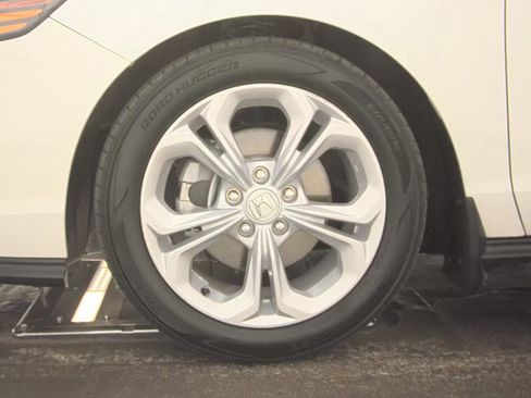 Used 2023 Honda Accord LX image 7