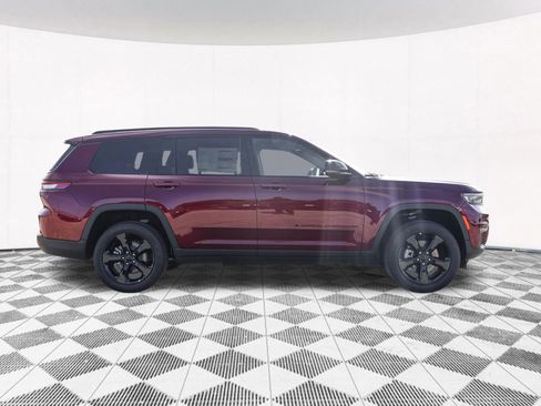 New 2025 Jeep Grand Cherokee L Limited w/ Black Appearance Package image 16