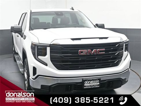 Used 2024 GMC Sierra 1500 Pro w/ Pro Value Package image 3