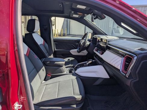 Used 2024 GMC Canyon AT4X image 35