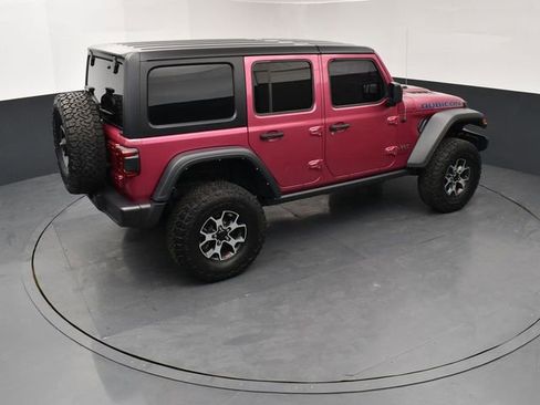 Used 2022 Jeep Wrangler Unlimited Rubicon w/ LED Lighting Group AWD/4WD image 18