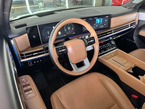 Used 2026 Hyundai Santa Fe Calligraphy FWD image 3