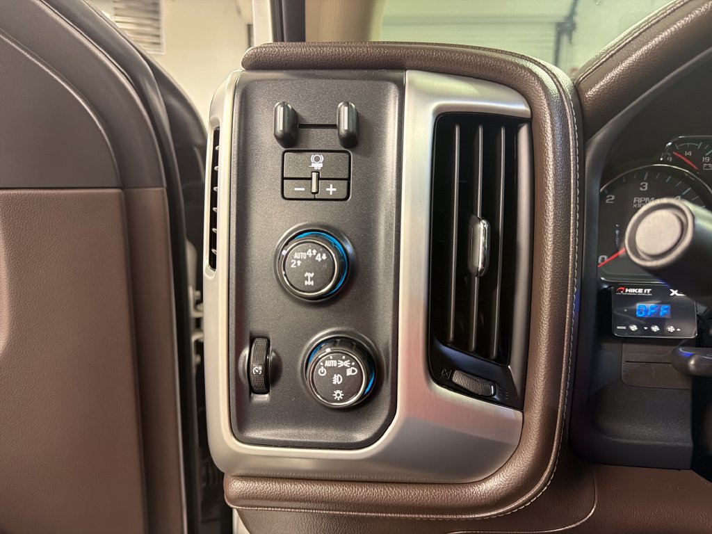Used 2018 GMC Sierra 1500 SLT AWD/4WD image 32