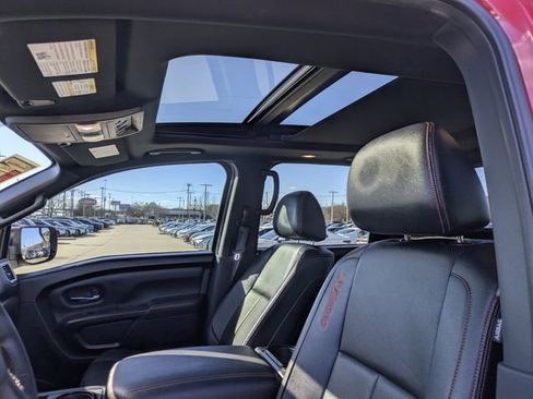 Used 2021 Nissan Titan PRO-4X w/ Pro-4x Convenience Package image 27
