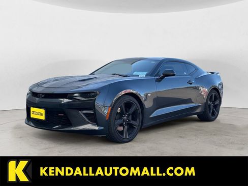 Used 2016 Chevrolet Camaro SS image 1
