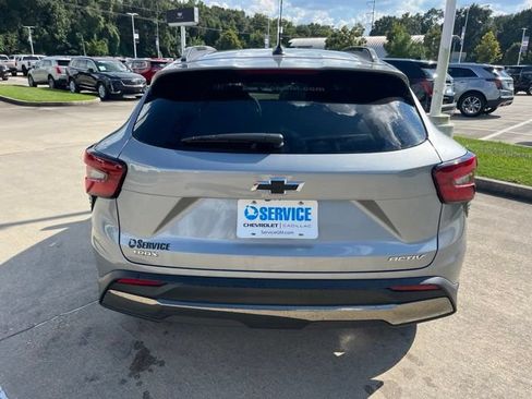New 2026 Chevrolet Trax ACTIV FWD image 5