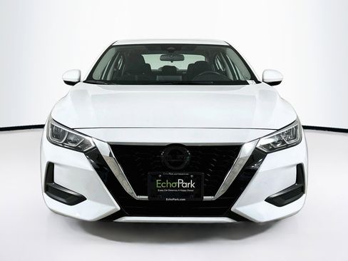 Used 2022 Nissan Sentra SV FWD image 2