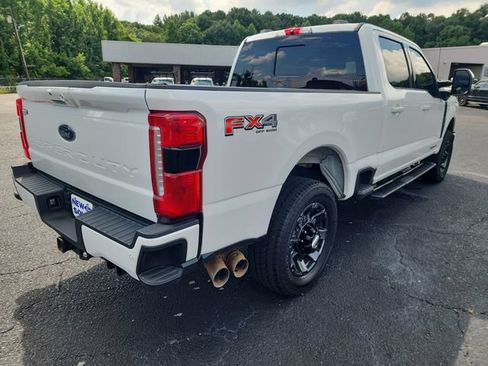 Used 2023 Ford F250 Lariat w/ Lariat Ultimate Package AWD/4WD image 6