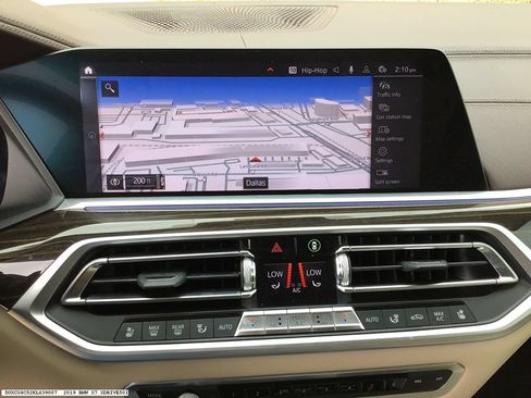 Used 2019 BMW X7 xDrive50i w/ Luxury Seating Package AWD/4WD image 16