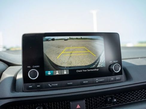 Used 2025 Honda CR-V LX image 19