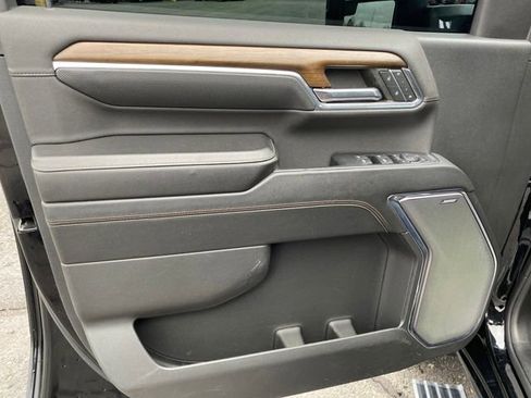 Certified 2024 Chevrolet Silverado 2500 High Country w/ Midnight Edition image 18