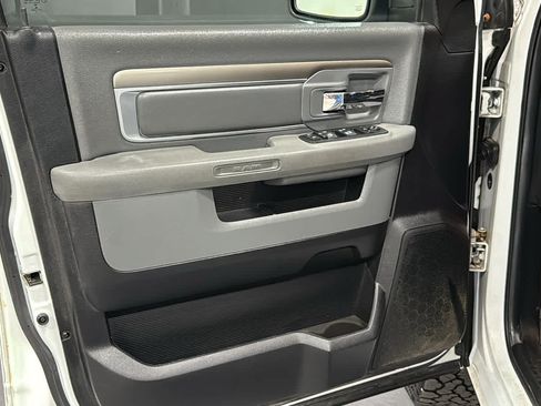 Used 2016 RAM 1500 Big Horn AWD/4WD image 9