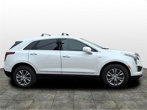 Certified 2023 Cadillac XT5 Premium Luxury w/ Technology Package image 6