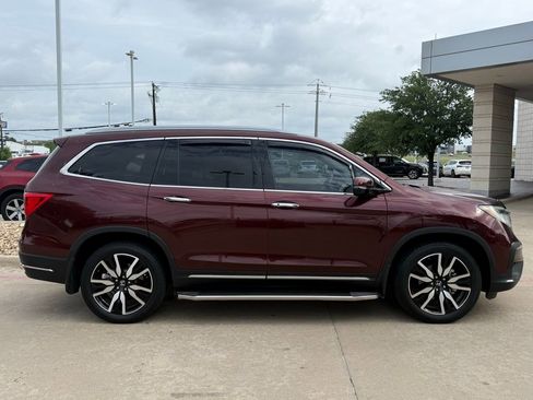 Used 2020 Honda Pilot Touring image 7