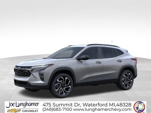 New 2026 Chevrolet Trax RS w/ Driver Confidence Package FWD image 2