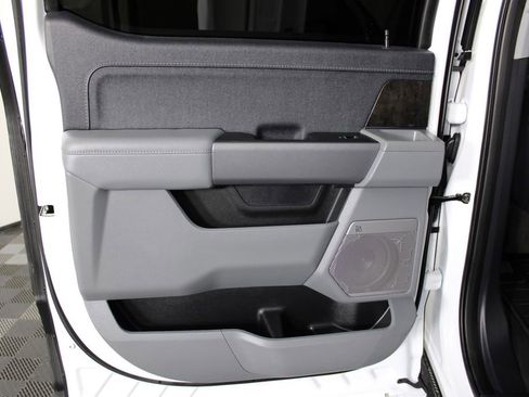 Used 2023 Ford F150 Lariat w/ Trailer Tow Package image 30