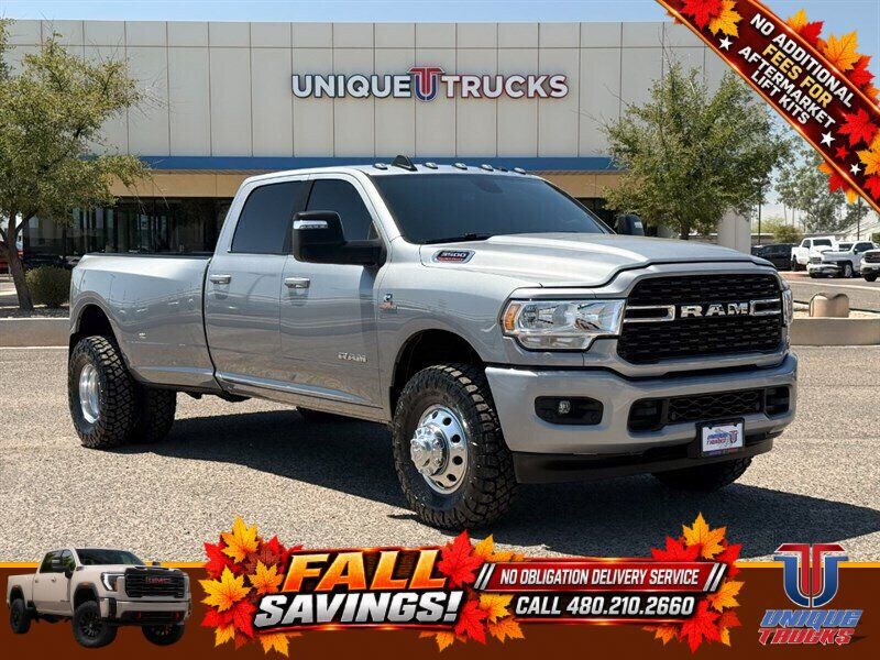 Used 2024 RAM 3500 Lone Star w/ Sport Appearance Package AWD/4WD image 5