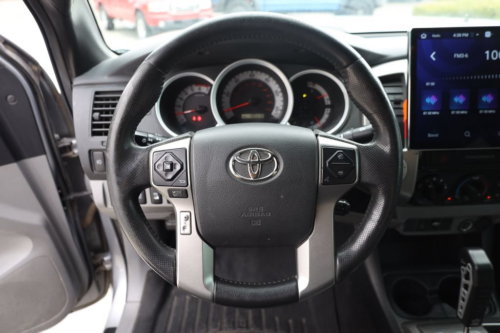Used 2015 Toyota Tacoma 4x4 Double Cab w/ TRD Off-Road Package image 13