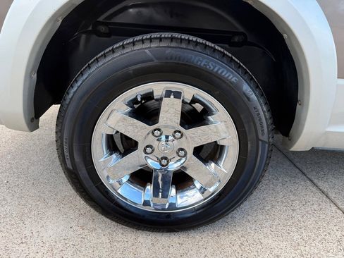 Used 2009 Dodge Ram 1500 Truck Laramie image 14