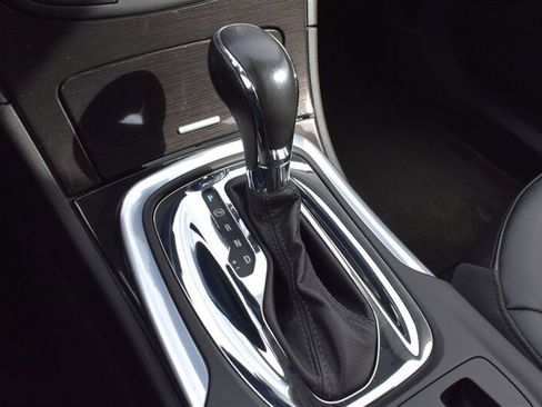 Used 2015 Buick Regal Premium FWD image 23