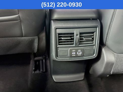 Used 2026 Subaru Forester Premium AWD/4WD image 30