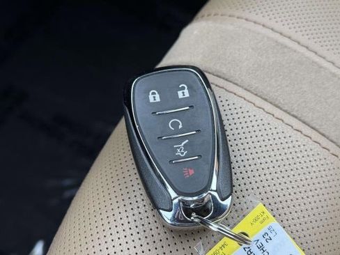 Used 2023 Chevrolet Blazer Premier w/ Driver Confidence II Package image 35