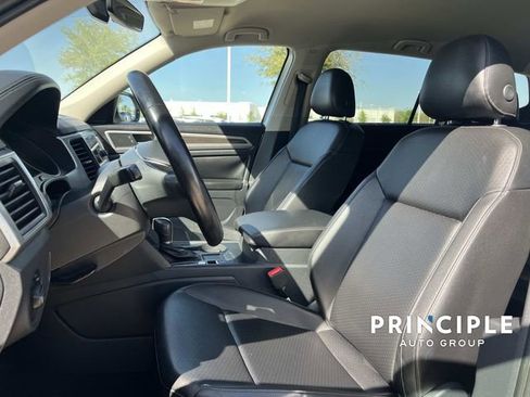 Used 2018 Volkswagen Atlas SE image 15