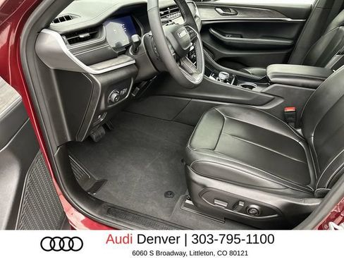 Used 2024 Jeep Grand Cherokee L Limited w/ Trailer Tow Package AWD/4WD image 11