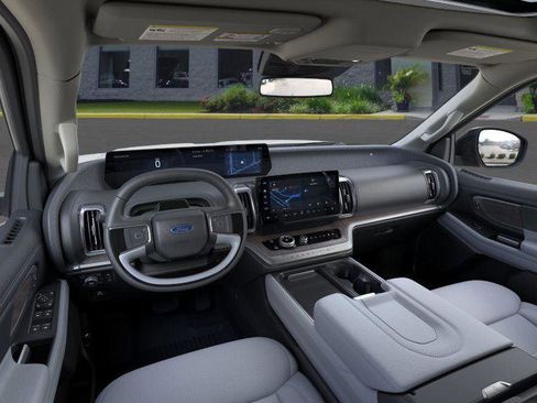 New 2025 Ford Expedition Max Platinum w/ Platinum Ultimate Package image 9