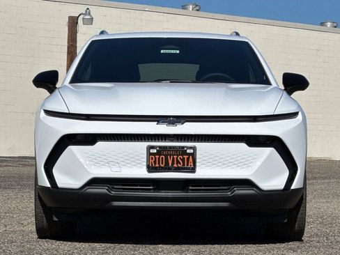New 2026 Chevrolet Equinox EV LT w/ LPO, Blackout Package image 9