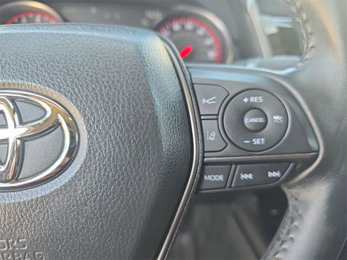 Used 2023 Toyota Camry XSE image 19