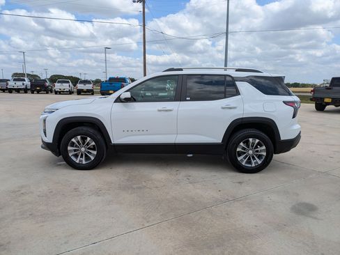 Used 2025 Chevrolet Equinox LT w/ Convenience Package II image 6